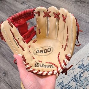 Wilson a500 11" Right Hand Throe